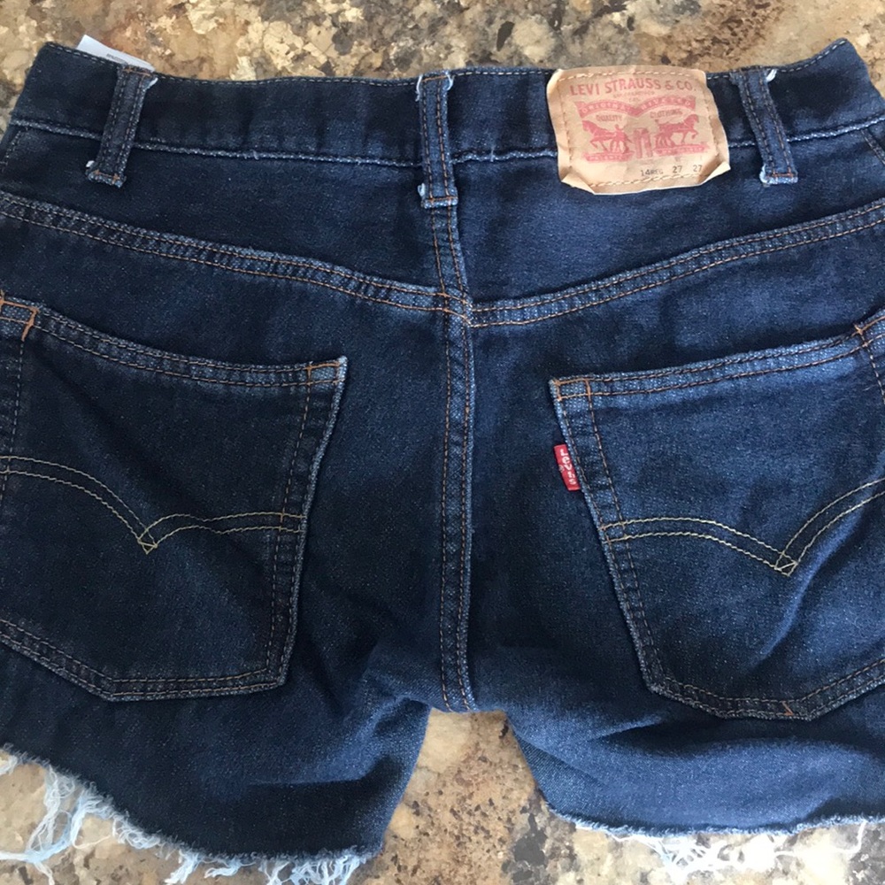 Levi’s Cut-off Jean Shorts
